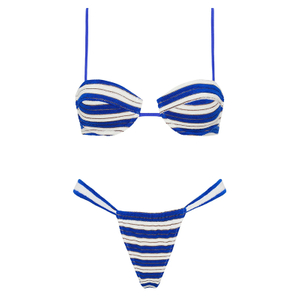 Conjunto de biqu&iacute;ni feminino com detalhes de babados